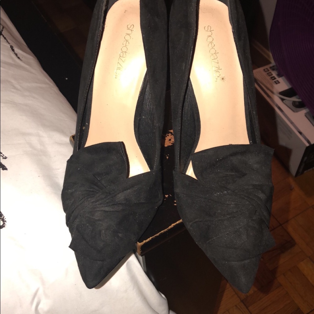 Never Worn!! Black suede heels!